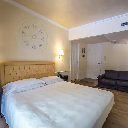 Patavium; Bw Signature Collection Hotel Padova