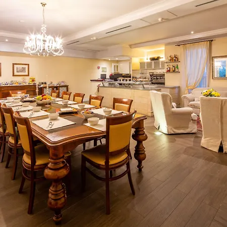 Patavium; Bw Signature Collection Hotel